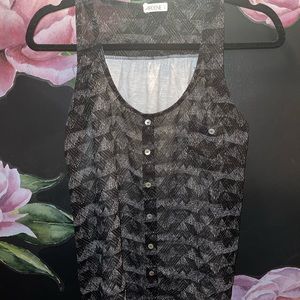 Ardene top size s